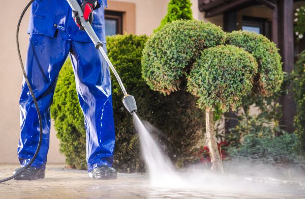 Driveway Cleaning in Gilroy