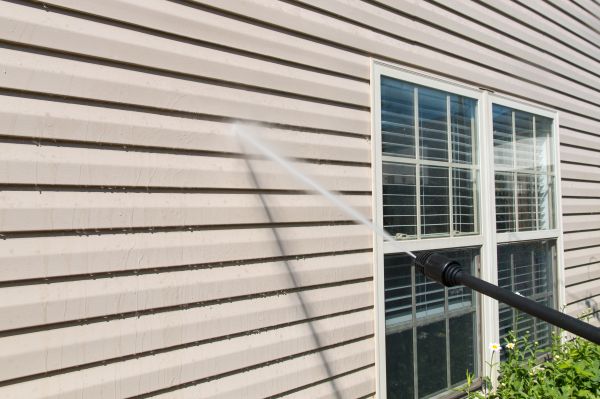 Pressure Washing in Gilroy