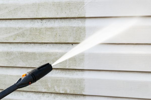 Cost of House Exterior Cleaning in Gilroy