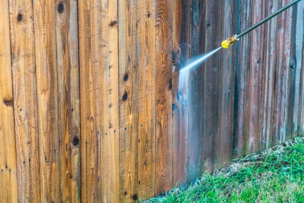 Cost of Fence Washing in Gilroy