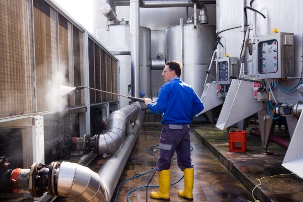 Industrial Pressure Washing in Gilroy