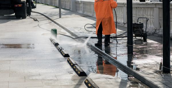 Parking Lot Pressure Washing in Gilroy