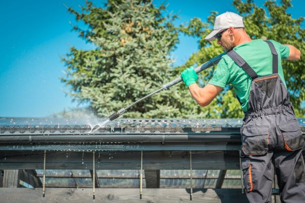 Gutter Power Washing in Gilroy