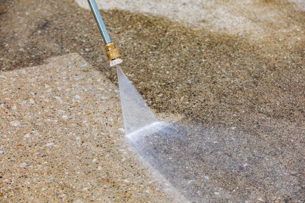 Cost of Driveway Pressure Cleaning in Gilroy