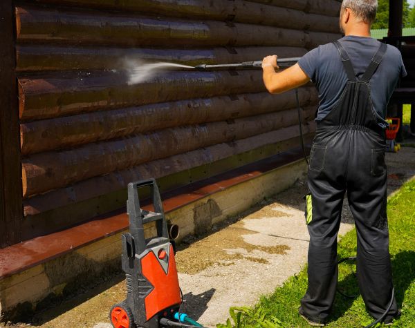 Cost of Log Home Pressure Washing in Gilroy