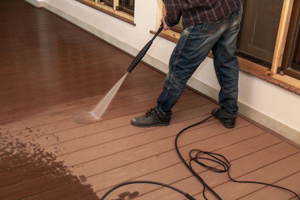 Veranda Cleaning in Gilroy