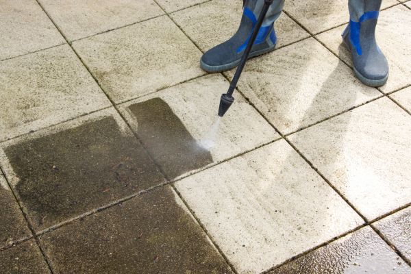 Cost of Outdoor Concrete Cleaning in Gilroy