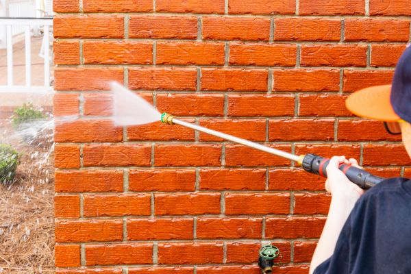 Cost of Wall Pressure Washing in Gilroy