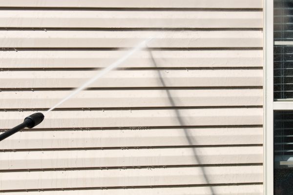 Cost of Apartment Power Washing in Gilroy